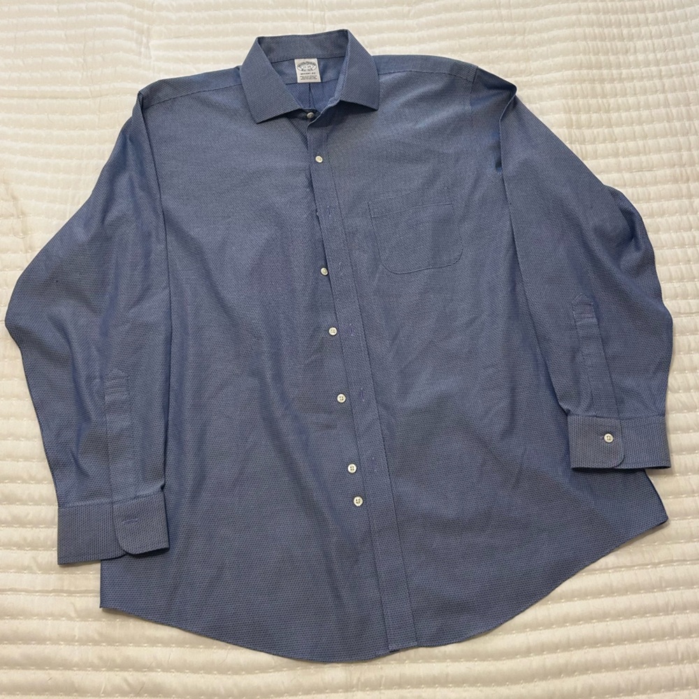 BROOKS BROTHERS Regent Fit Button Up Shirt
